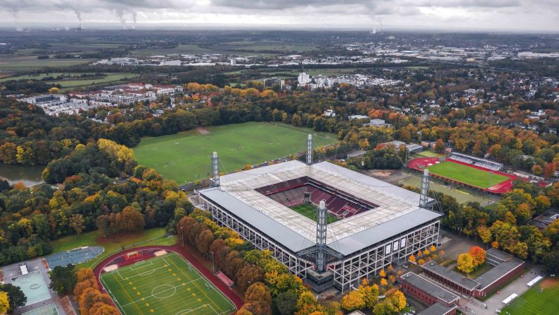 Dito, ipapakilala namin sa inyo ang mga istadyum na ito. Sa panahon ng 2024 European Championship, bukas ang lahat ng fan zones araw-araw nang libre.